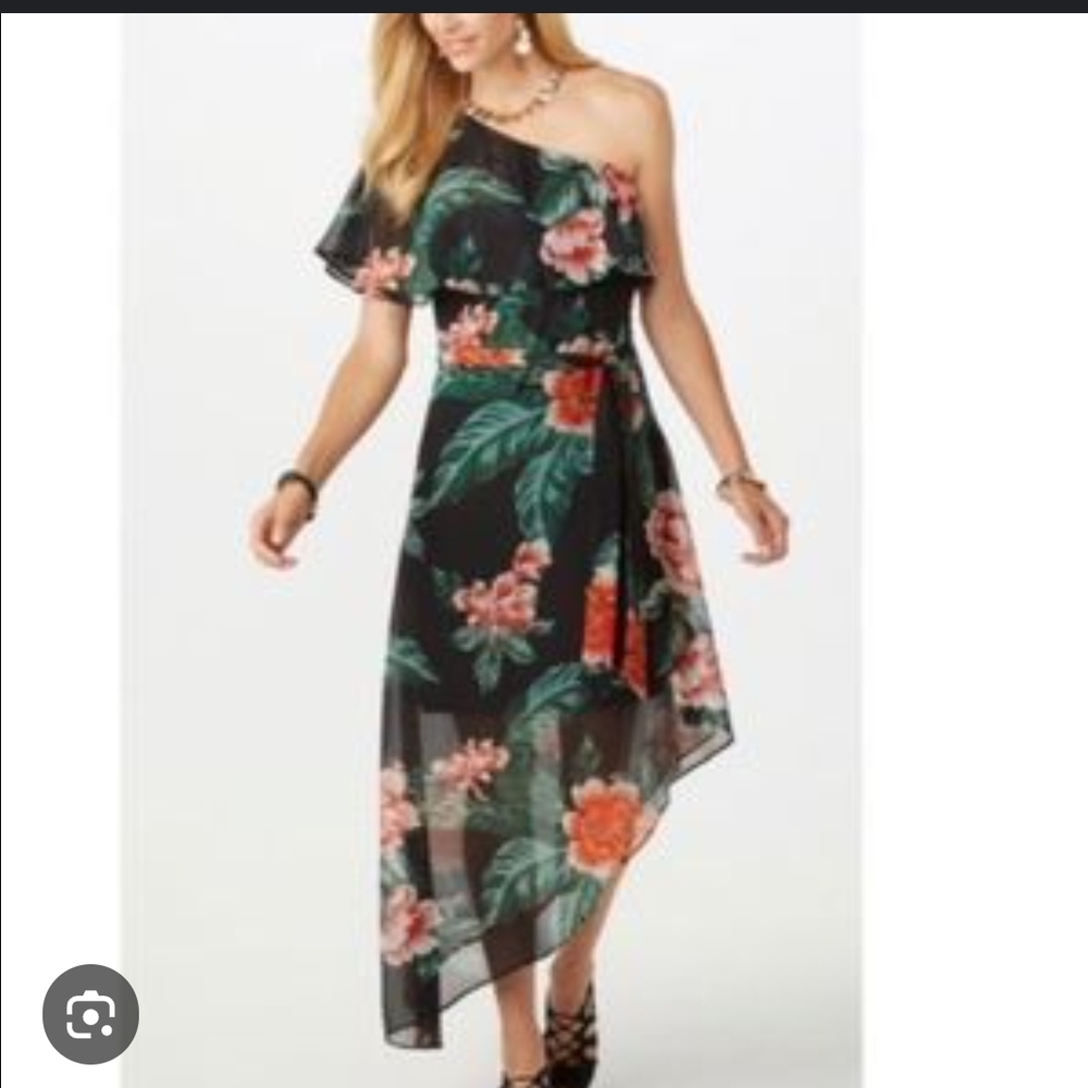 Roz & Ali Floral One-Shoulder Dress